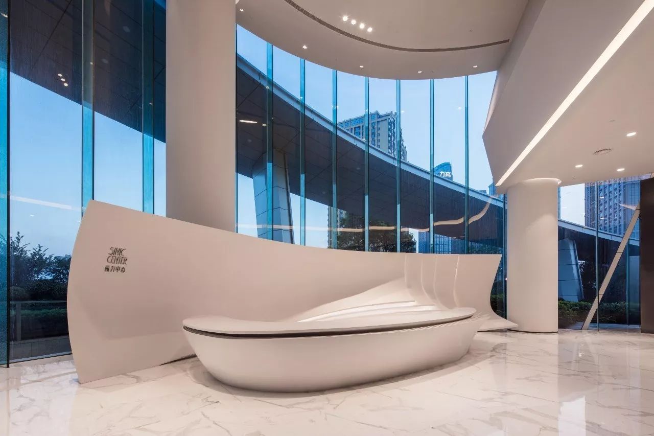 新力地产与凯时AG为南昌新力中心打造了4.2m高阔层高、地下双层超大专属车库